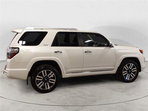 Used 2022 Toyota 4Runner Limited image 6