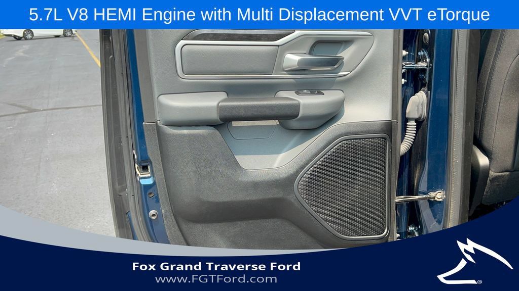Used 2023 RAM 1500 Big Horn AWD/4WD image 34