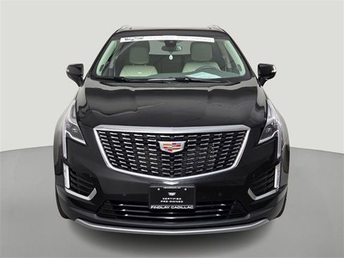 Used 2025 Cadillac XT5 Premium Luxury image 5