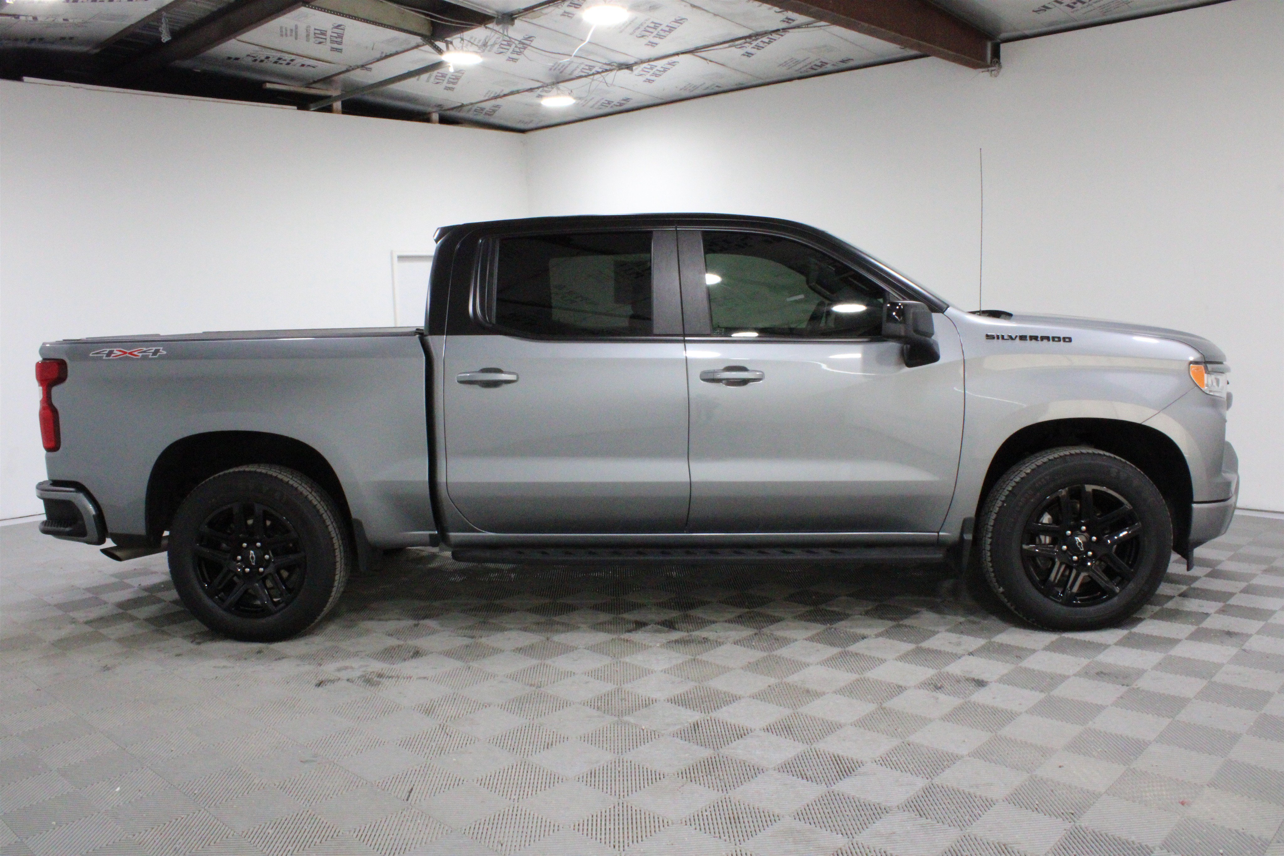 Used 2024 Chevrolet Silverado 1500 RST w/ Protection Package AWD/4WD image 19