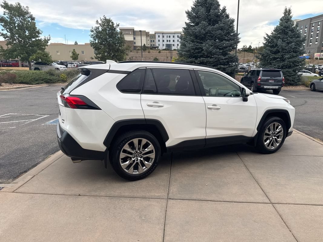 Used 2019 Toyota RAV4 XLE Premium w/ Advanced Technology Package AWD/4WD image 6