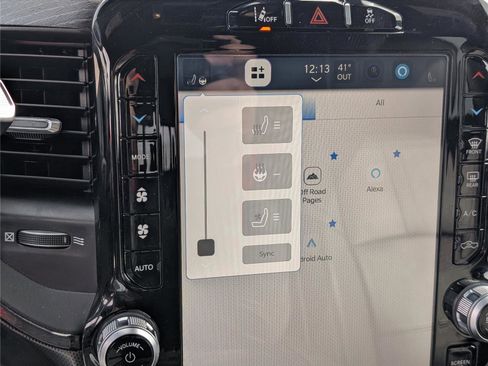 Used 2023 RAM 2500 Limited image 34