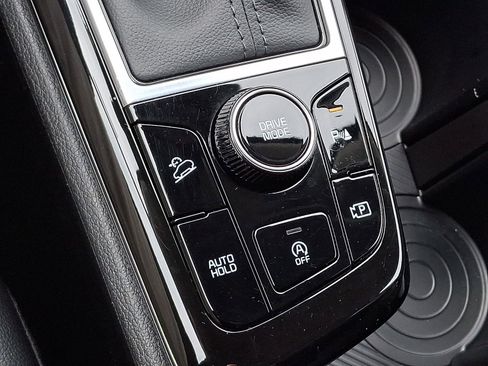 Used 2023 Kia Sportage EX image 44