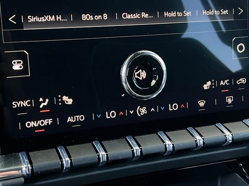 New 2026 GMC Yukon Elevation AWD/4WD image 21