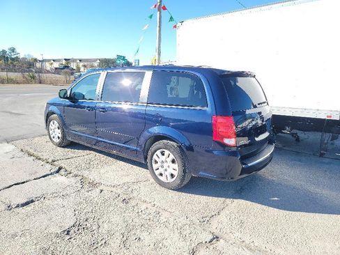 Used 2016 Dodge Grand Caravan SE w/ Quick Order Package 29E SE FWD image 5