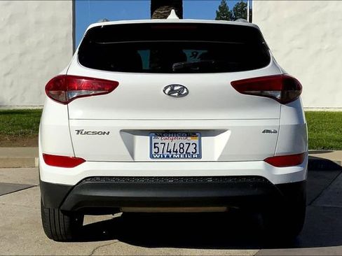 Used 2018 Hyundai Tucson SEL image 4