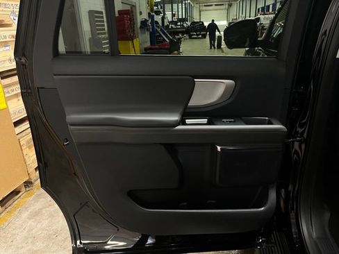 Used 2025 Ford Expedition Max Active AWD/4WD image 34