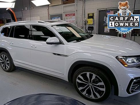 Used 2023 Volkswagen Atlas SEL Premium image 1