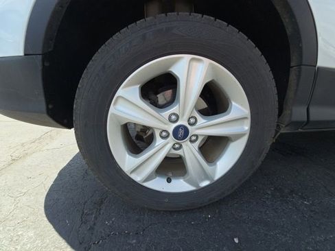 Used 2015 Ford Escape SE AWD/4WD image 29