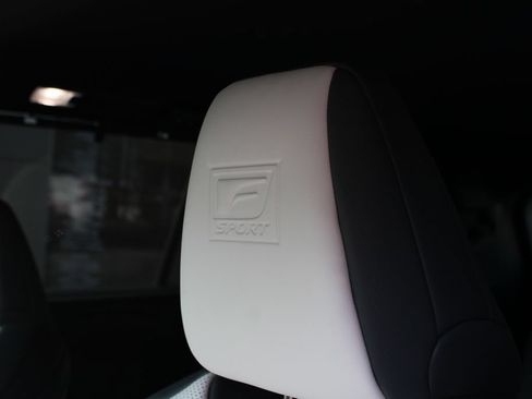 Used 2026 Lexus TX 500h AWD w/ Technology Package image 11