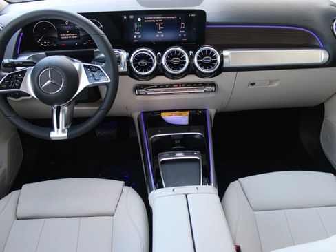 New 2026 Mercedes-Benz GLB 250 image 16