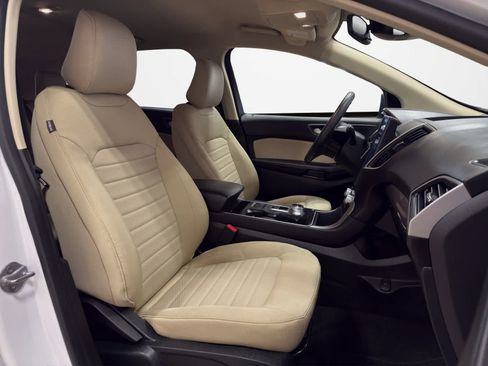 Used 2022 Ford Edge SE w/ Cargo Accessory Package image 28