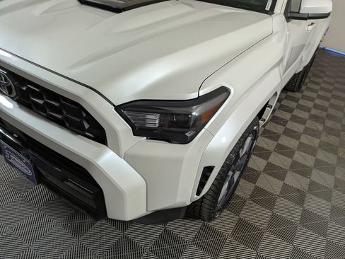 Used 2025 Toyota 4Runner TRD Sport AWD/4WD image 13