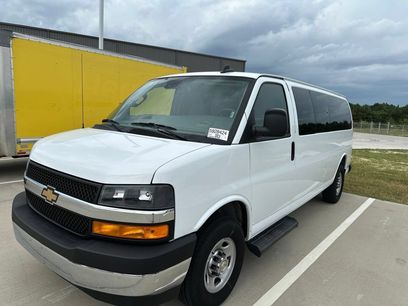 Used 2025 Chevrolet Express 3500 LT w/ LT Preferred Equipment Group