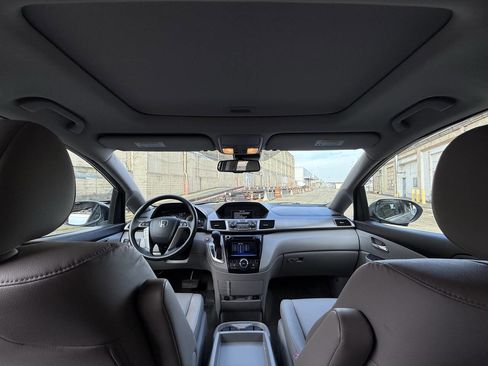 Used 2016 Honda Odyssey EX-L image 65