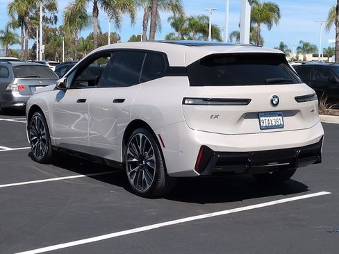 Used 2026 BMW iX xDrive45 w/ M Sport Package image 8