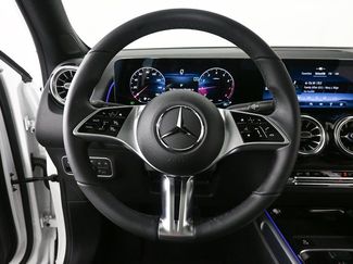 New 2026 Mercedes-Benz GLB 250 video 2