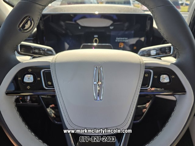 New 2027 Lincoln Aviator AWD image 22