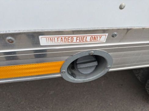 Used 2017 Chevrolet Express 3500 image 19