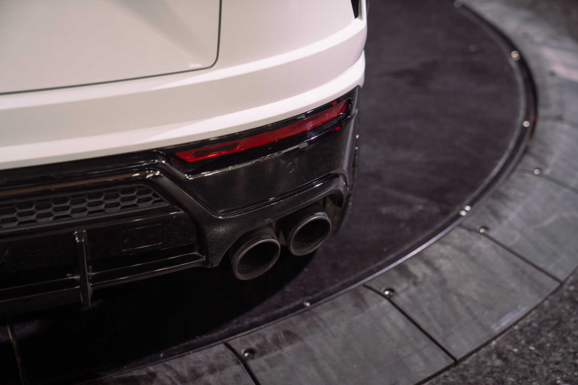 Used 2022 Lamborghini Urus AWD/4WD image 17