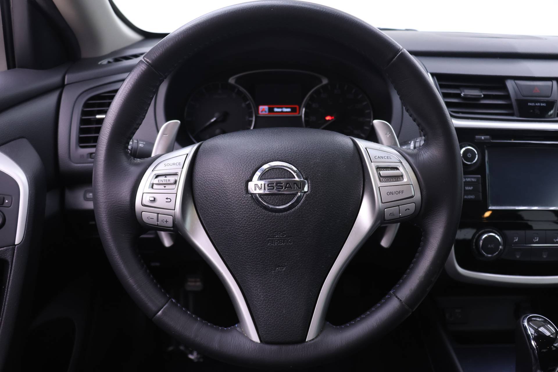 Used 2018 Nissan Altima 2.5 SR w/ SR Midnight Edition FWD image 13