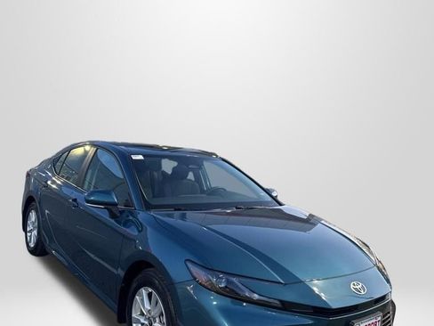 Certified 2025 Toyota Camry LE image 3