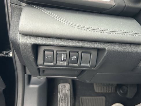 New 2025 Subaru Outback Limited image 21