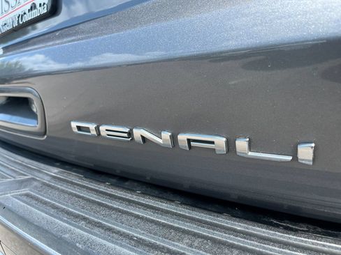 Used 2022 GMC Yukon Denali AWD/4WD image 39