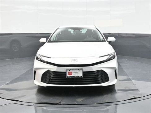 Certified 2025 Toyota Camry LE image 30