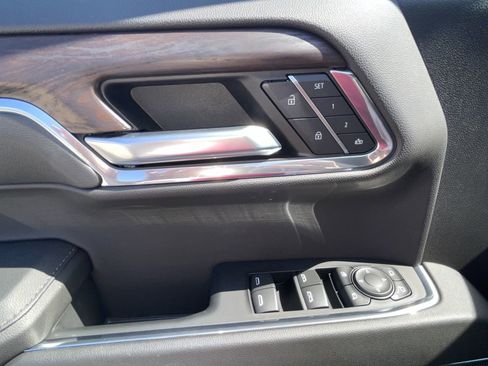 Used 2024 GMC Sierra 1500 SLT w/ SLT Premium Plus Package image 23