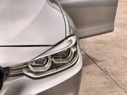 Used 2018 BMW 340i Sedan RWD image 24