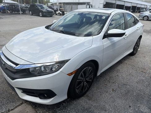 Used 2016 Honda Civic EX-T image 7