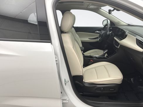 Used 2024 Buick Encore GX Avenir w/ Avenir Technology Package AWD/4WD image 18