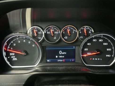 Used 2021 Chevrolet Silverado 1500 RST image 11