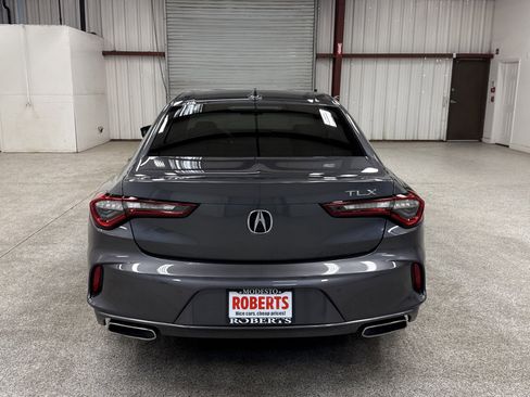 Used 2023 Acura TLX w/ Technology Package image 18