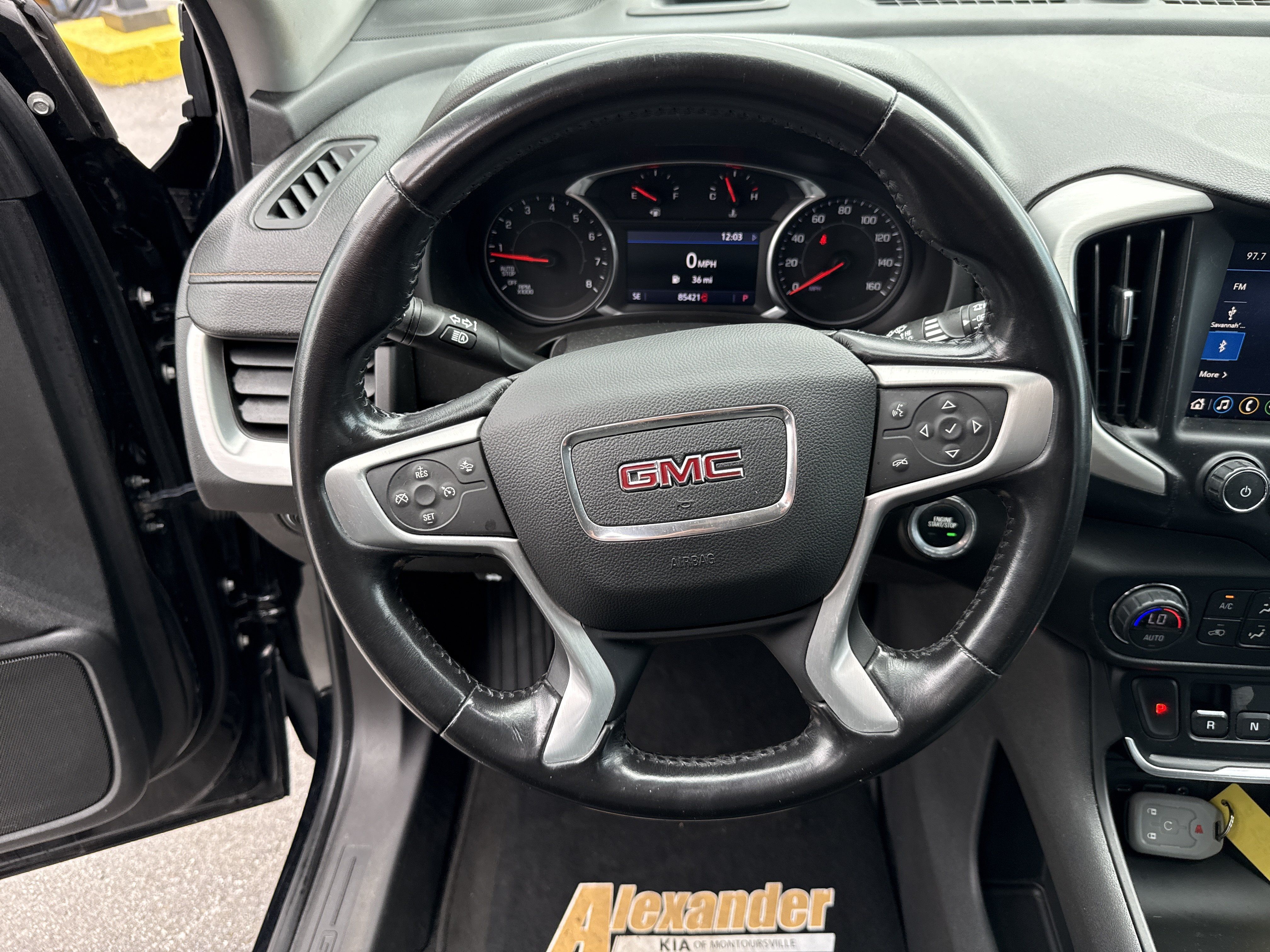 Used 2020 GMC Terrain SLT AWD/4WD image 17