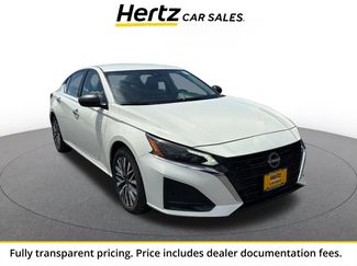 Used 2025 Nissan Altima 2.5 SV FWD video 1