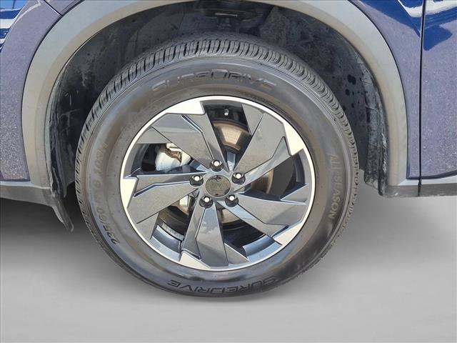 Used 2024 Nissan Rogue SV AWD/4WD image 23