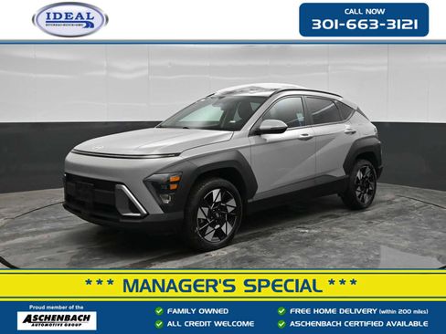 Used 2025 Hyundai Kona SEL image 1