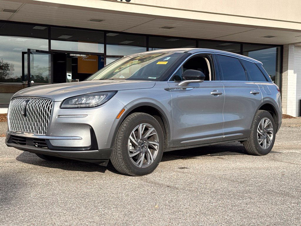 Used 2023 Lincoln Corsair AWD image 16