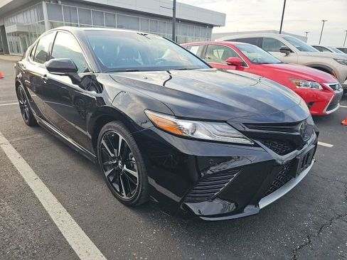 Used 2018 Toyota Camry XSE w/ Audio Package image 2