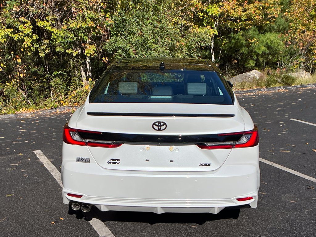 Used 2025 Toyota Camry XSE w/ Premium Plus Package AWD/4WD image 4