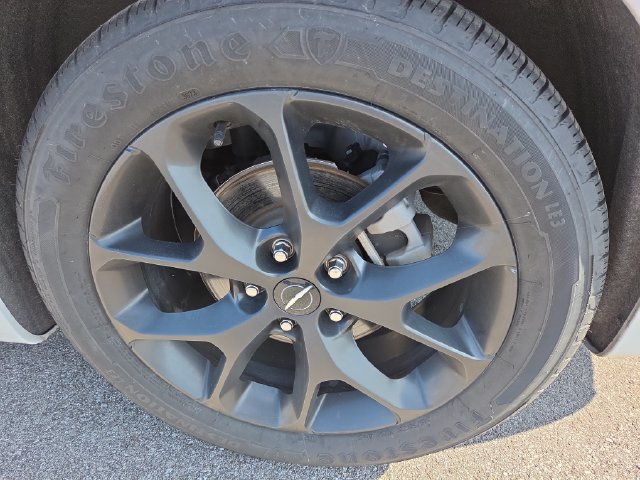 Used 2025 Chrysler Pacifica Limited FWD image 31