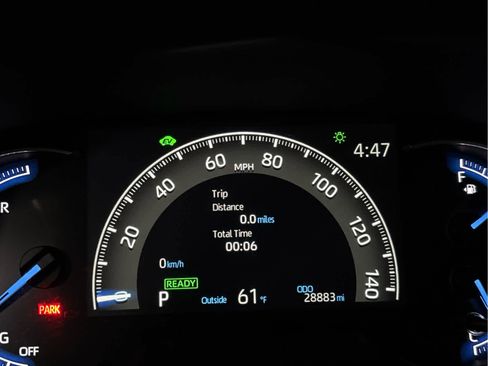 Used 2025 Toyota RAV4 LE AWD/4WD image 11