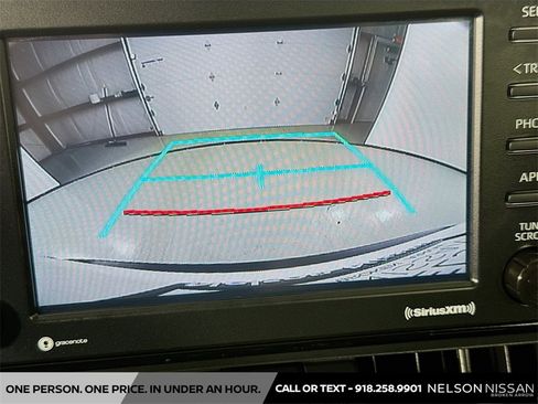 Used 2020 Toyota RAV4 XLE Premium image 13