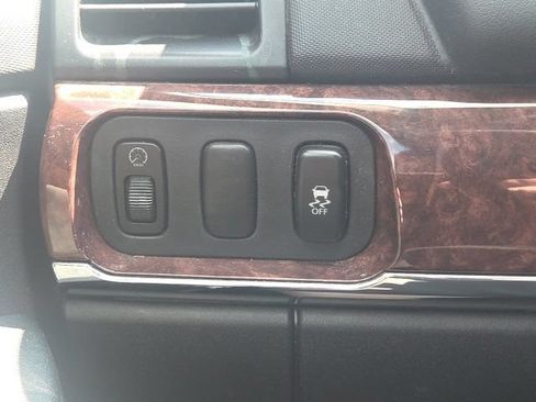 Used 2011 Mitsubishi Galant SE FWD image 18