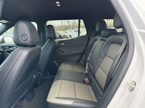 New 2026 Chevrolet Equinox LT w/ Convenience Package II image 11