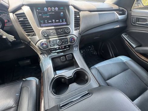 Used 2017 Chevrolet Tahoe LT RWD image 3