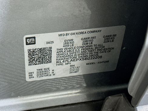 Used 2025 Buick Envista Preferred image 12