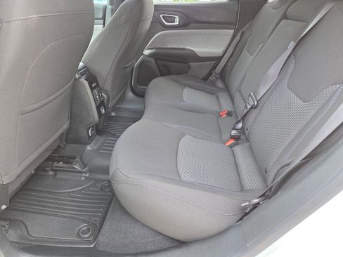 Used 2025 Jeep Compass Sport AWD/4WD image 22